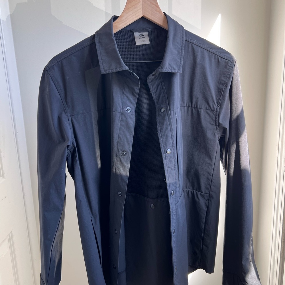 Men's Black Button-Up Jacket